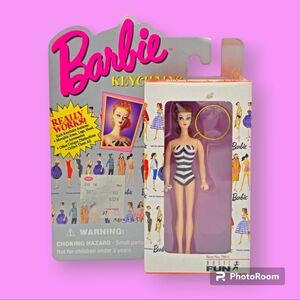 Vintage 1995 Original Barbie Keychain Brunette Doll Pony Tail Basic Fun